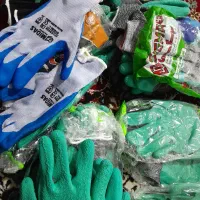 تعداد محدودی دستکش کار قیمت مناسب