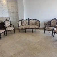 مبل ۹ نفره به همراه میز ناهارخوری ۸ نفره