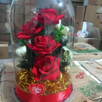 گلهای مصنوعی داخل باگس