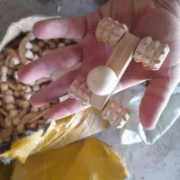 درما رولر چوبی (ماساژور) عمده