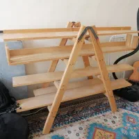 کتابخانه نردبانی چوبی