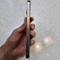 اپل iPhone 15 Pro Max با حافظهٔ ۲۵۶ رجیستر شده|موبایل|مشهد, سناباد|دیوار