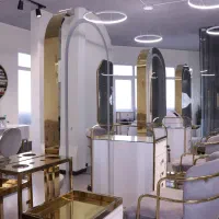 استخدام ناخن کار حرفه ای درسالن فول مشتری شریعتی