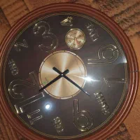 ساعت دیواری