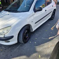 پژو ۲۰۶ معاوضه هم دارم با پارس سفید|خودرو سواری و وانت|پادنا, |دیوار