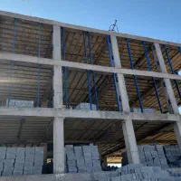 نیازمند به اوستا دیوارچین