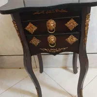 مجسمه و میز|مجسمه، تندیس، ماکت|اصفهان, باغ فدک|دیوار