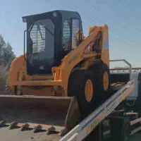 بابکت با پاکت و جارو