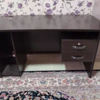 میز کامپیوتر چوبی ام دی اف ۲ کشویی قفل دار  تمیز