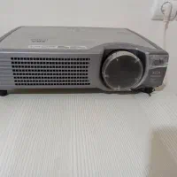 فروش یک عدد ویدیو پرژوکتور هیتاچی اصل|تلویزیون و پروژکتور|رودهن, |دیوار