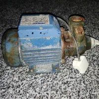 پمپ آب خانگی