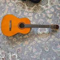 فروش گیتار یاماها c70