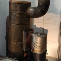 بخاری نفتی همراه پایه