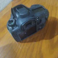 دوربین کنون