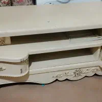 میز تلویزیون در حد نو نو دو ساله خریدم