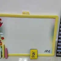 تخته و چهار رنگ گچ و خط‌کش و تخته پاک کن|لوازم التحریر|مشهد, امیریه|دیوار