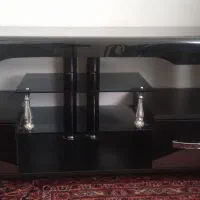 میز تلویزیون در حد نو