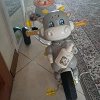 سه چرخ عروسکی در حد نو|اسباب و اثاث بچه|بومهن, |دیوار