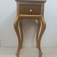 میز تلفن یا کنار سالنی