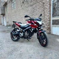 Ns 200
