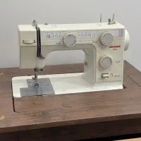چرخ خیاطی ژانومه Janome 395A سالم و تمیز
