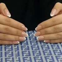کاشت ناخن|خدمات آرایشگری و زیبایی|قم, نیروگاه|دیوار