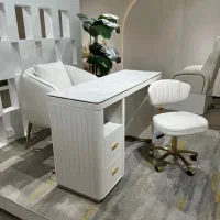 اجاره میز به ناخنکار