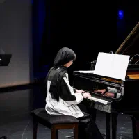 آموزش تخصصی پیانو (استاد خانم)