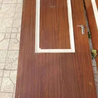 سه عدد در چوبی