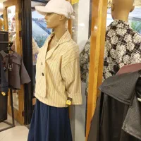 18 تا مانکن|فروشگاه و مغازه|اصفهان, درب کوشک|دیوار