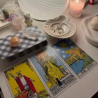 فالهای ارمنی و لهستانی/موکلدار/آیینه بینی/طالع بین|خدمات پذیرایی، مراسم|همدان, |دیوار