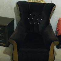 مبلمان ۷ نفره قهوه ای سلطنتی|مبلمان خانگی و میز عسلی|شیراز, احمدی جنوبی|دیوار