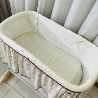 گهواره نوزاد|تخت و صندلی بچه|لاهیجان, لیالستان|دیوار