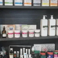 پاکسازی صورت مطب دکتر آذین اسکندری|خدمات آرایشگری و زیبایی|دوگنبدان, |دیوار