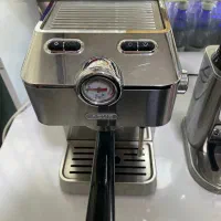 دستگاه اسپرسو ساز خانگی همراه با وسایل