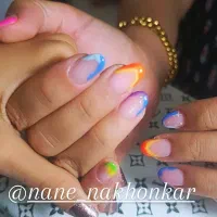 کاشت ناخن زیر 250