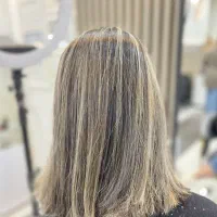 متخصص رنگ و لایت حرفه ای|خدمات آرایشگری و زیبایی|رفسنجان, |دیوار