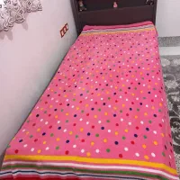 تخت خواب و کتابخانه و شلف و عروسک|اسباببازی بچه|نهاوند, |دیوار