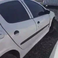 ۲۰۶ V8 تصادفی