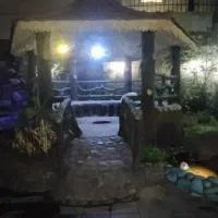 قلهک/مستغلات/۱۵۰متر‌/فلت/حیاط‌دار