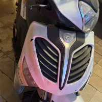 موتور سیکلت کافه نرو