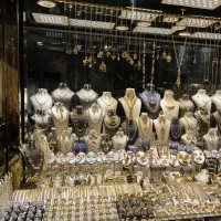 تجاری-طلا-فروشی-حاشیه-امامت-بهترین-موقعیت