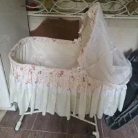 تخت بچه چرخ دار