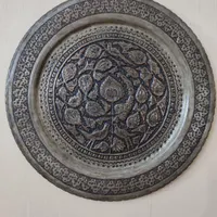 دوتا سینی دکوری قدیمی هر کدام جدا این مبلغ است