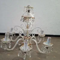 لوستر ۶ شاخه فقط ۲۲۰۰