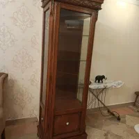 بوفه ی چوبی کاملا سالم کارکرده