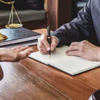 وکیل متخصص دعاوی حقوقی و کیفری و خانواده ، چک،سفته