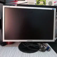 مانیتور سامسونگ ۱۹اینچ
