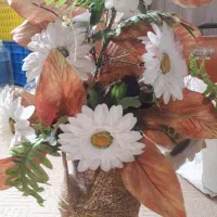 گلدان سفالی،تابلو،وآیینه