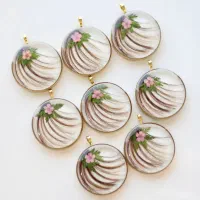 رزین|بدلیجات|شیراز, باهنر|دیوار